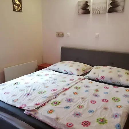 Laci Apartment *